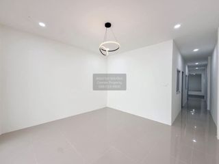 Casa adosada en venta de 3 habitaciones en Mueang Phuket, Phuket