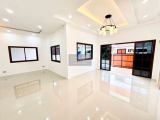Casa en venta de 3 habitaciones en Thalang, Phuket
