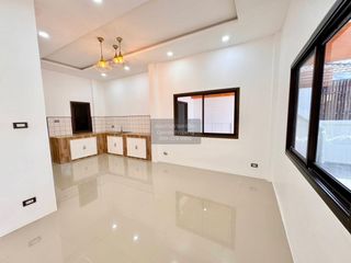 Casa en venta de 3 habitaciones en Thalang, Phuket