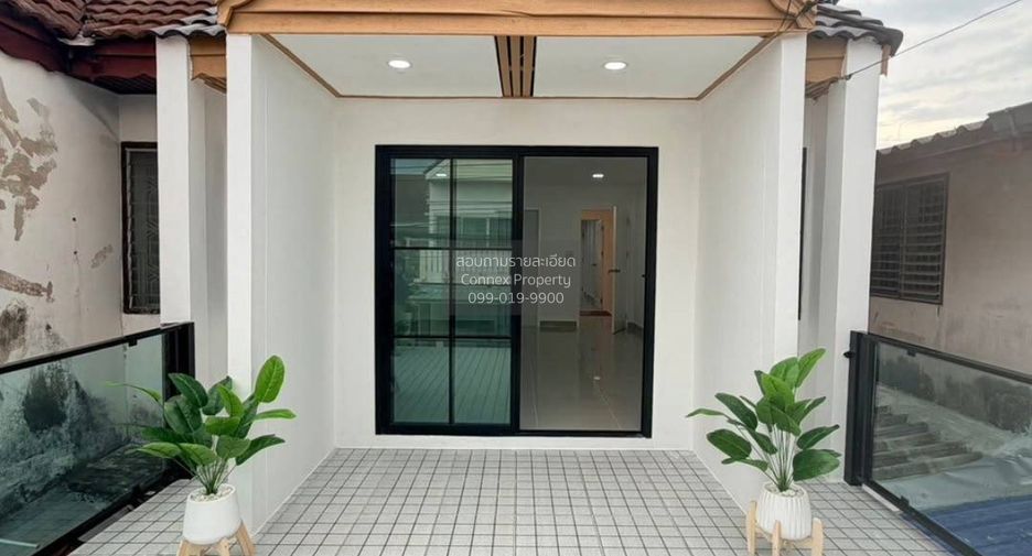 For sale 3 bedrooms townhouse in Pak Kret, Nonthaburi