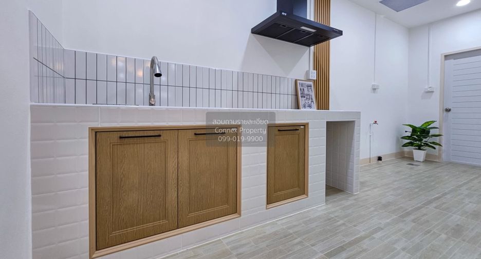 Casa adosada en venta de 3 habitaciones en Bang Bua Thong, Nonthaburi