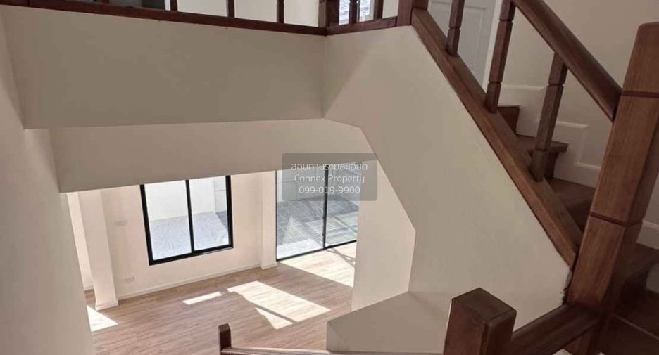 Casa adosada en venta de 3 habitaciones en Mueang Phuket, Phuket