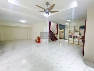 Casa en venta de 3 habitaciones en Thawi Watthana, Bangkok