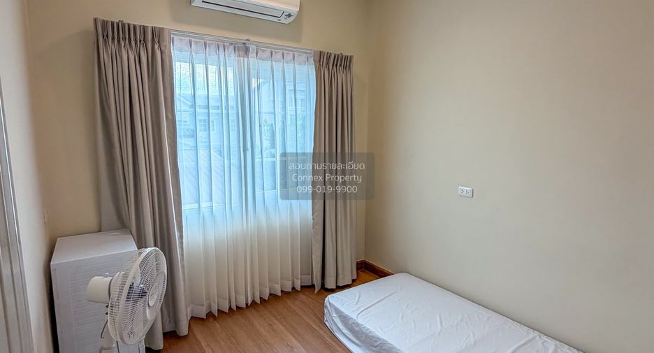 Casa adosada en venta de 4 habitaciones en Chom Thong, Bangkok