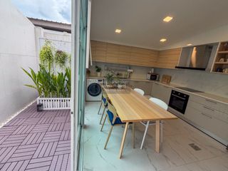 Casa adosada en venta de 4 habitaciones en Chom Thong, Bangkok