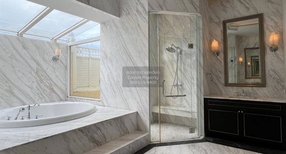 Haus zum Kauf mit 4 Zimmer in Lat Phrao, Bangkok