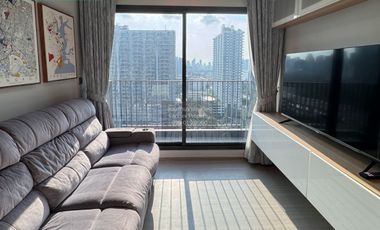 For sale 2 ベッドルーム condo in Huai Khwang, Bangkok