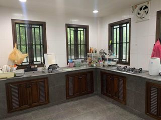 Haus zum Kauf mit 3 Zimmer in Krathum Baen, Samut Sakhon