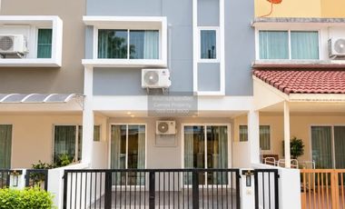 Casa adosada en venta de 2 habitaciones en Mueang Phuket, Phuket