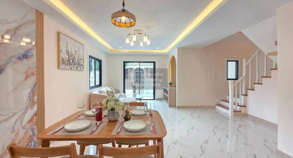 Casa adosada en venta de 4 habitaciones en Bang Yai, Nonthaburi