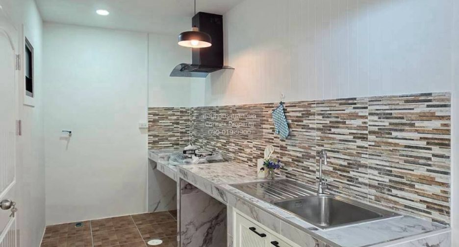 Casa adosada en venta de 4 habitaciones en Bang Yai, Nonthaburi