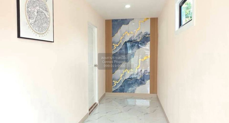 Casa adosada en venta de 4 habitaciones en Bang Yai, Nonthaburi