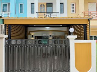 出售 2 卧室 联排别墅 在 Nong Khaem, 曼谷