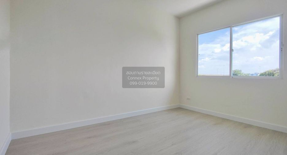 Casa adosada en venta de 4 habitaciones en Mueang Pathum Thani, Pathum Thani