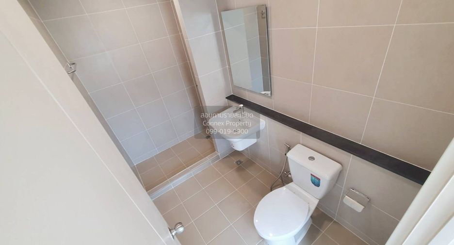 Casa adosada en venta de 4 habitaciones en Mueang Pathum Thani, Pathum Thani