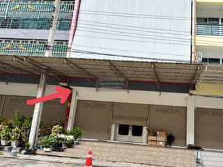 For sale 4 bedrooms retail Space in Bang Khae, Bangkok