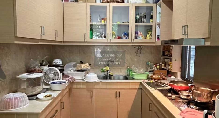 Casa en venta de 4 habitaciones en Mueang Samut Prakan, Samut Prakan