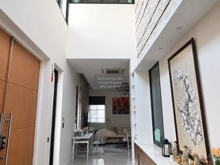 Casa en venta de 4 habitaciones en Mueang Samut Prakan, Samut Prakan