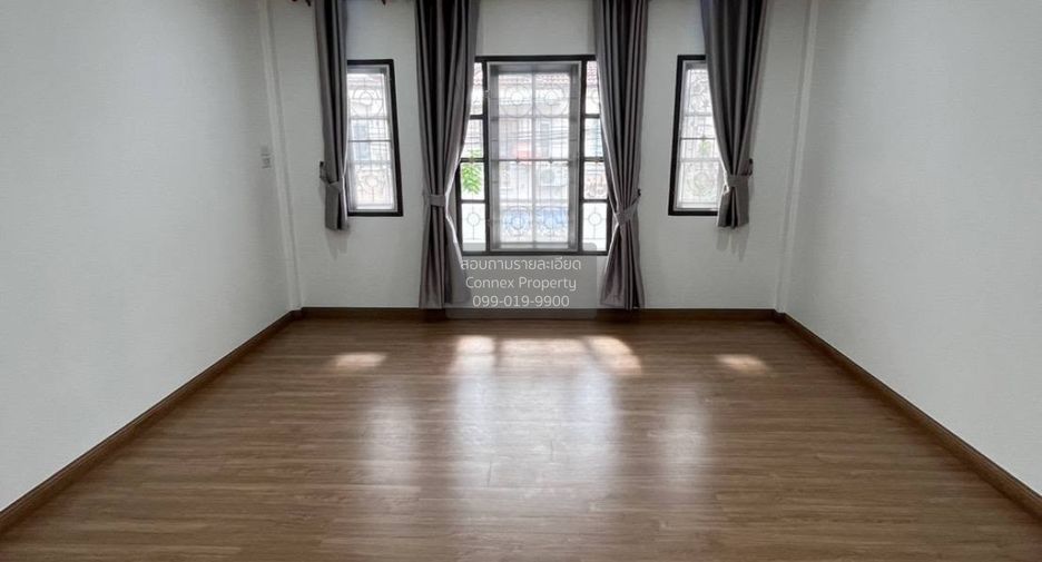 Casa adosada en venta de 2 habitaciones en Khlong Sam Wa, Bangkok