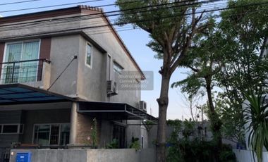 For sale 3 bedrooms townhouse in Prawet, Bangkok