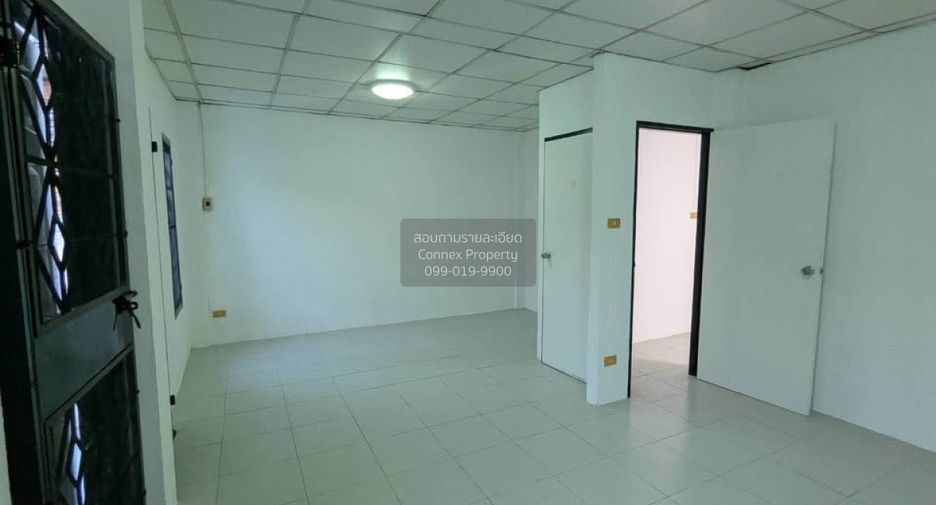 Reihenhaus zum Kauf mit 4 Zimmer in Thanyaburi, Pathum Thani
