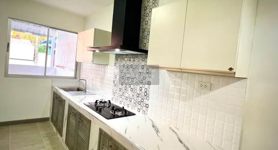 Casa en venta de 3 habitaciones en Thalang, Phuket