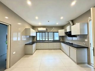 Haus zum Kauf mit 5 Zimmer in Bang Kapi, Bangkok