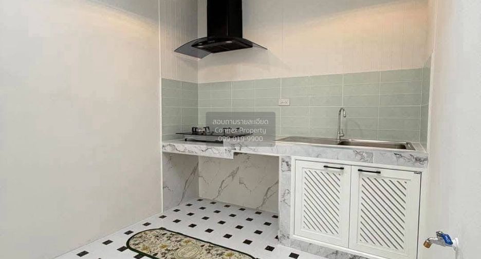 Casa adosada en venta de 3 habitaciones en Bang Bua Thong, Nonthaburi