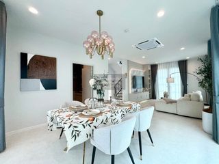 For sale 4 bedrooms house in Mueang Phuket, Phuket