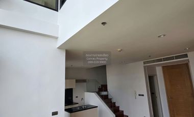 Wohnung zum Kauf mit 2 Zimmer in Khlong San, Bangkok