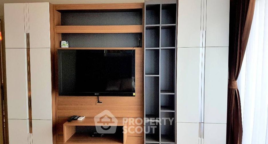 À vendre 1 chambre condo à Khlong Toei, Bangkok
