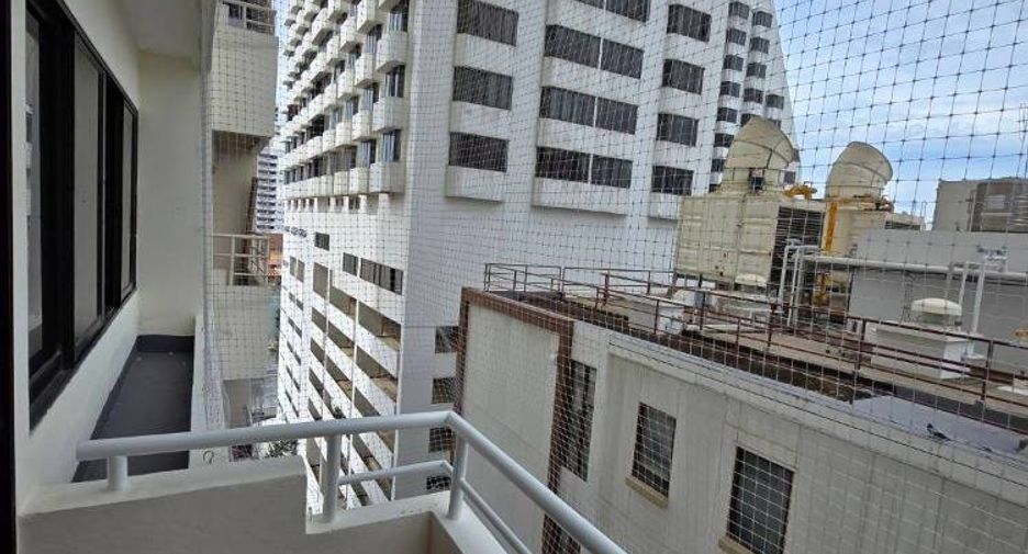 Wohnung zur Miete mit 2 Zimmer in Khlong Toei, Bangkok