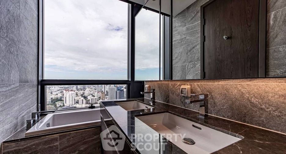 For rent 1 Beds condo in Khlong Toei, Bangkok
