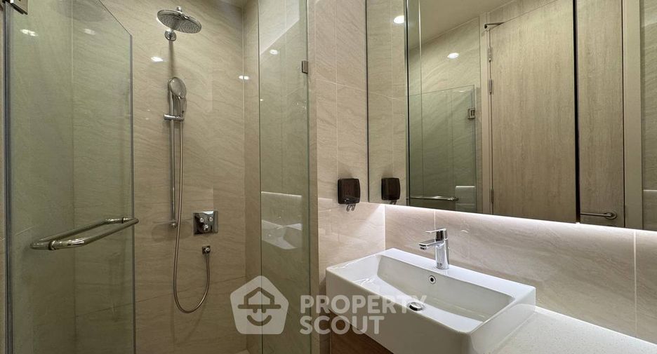 For rent 1 bed condo in Watthana, Bangkok