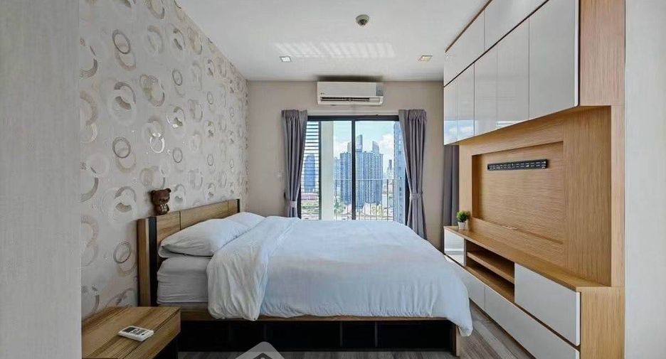 À louer 2 chambres condo à Huai Khwang, Bangkok