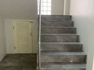 Casa en alquiler de 3 habitaciones en Bang Lamung, Chonburi