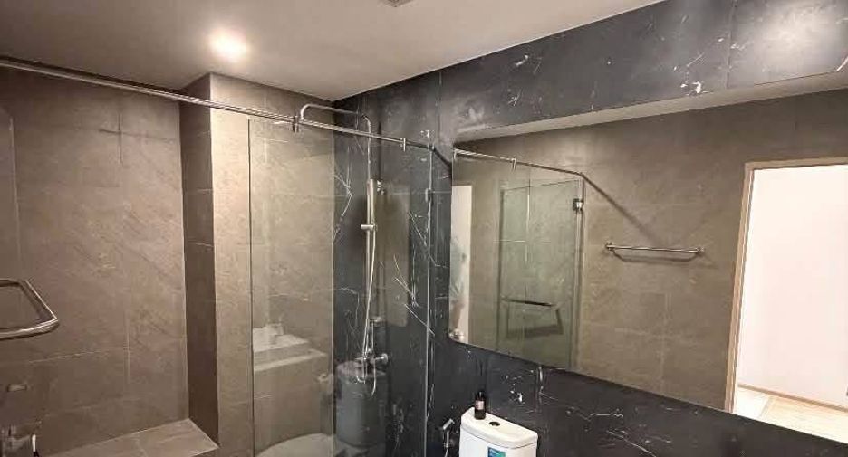 For rent 2 bedrooms condo in Bang Na, Bangkok