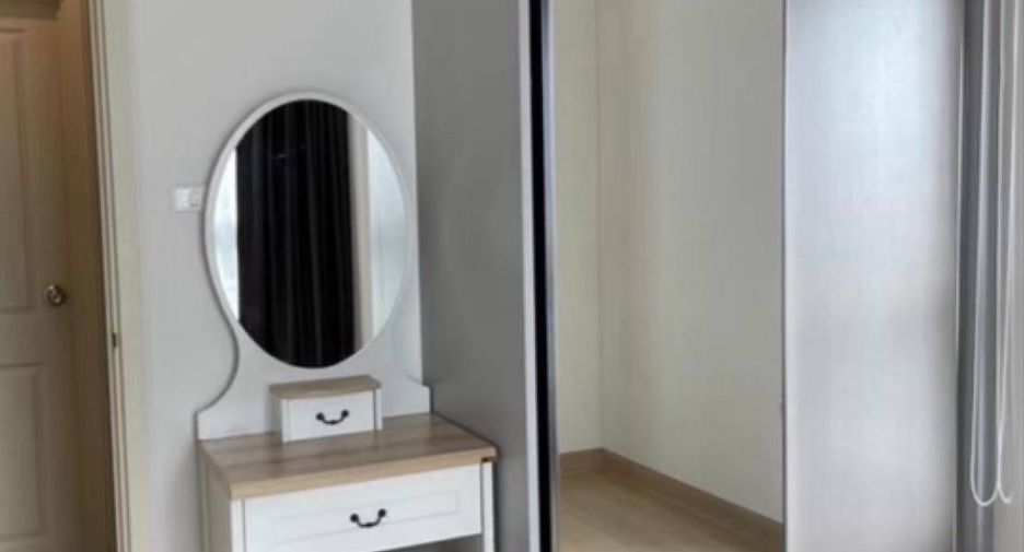 Wohnung zur Miete mit 2 Zimmer in Huai Khwang, Bangkok