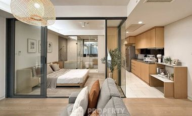 For rent 1 bed condo in Watthana, Bangkok