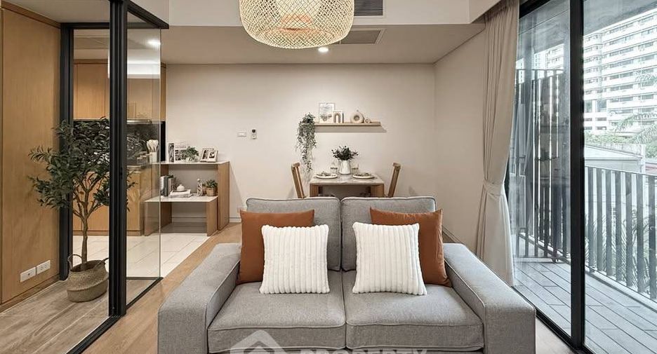 For rent 1 bed condo in Watthana, Bangkok