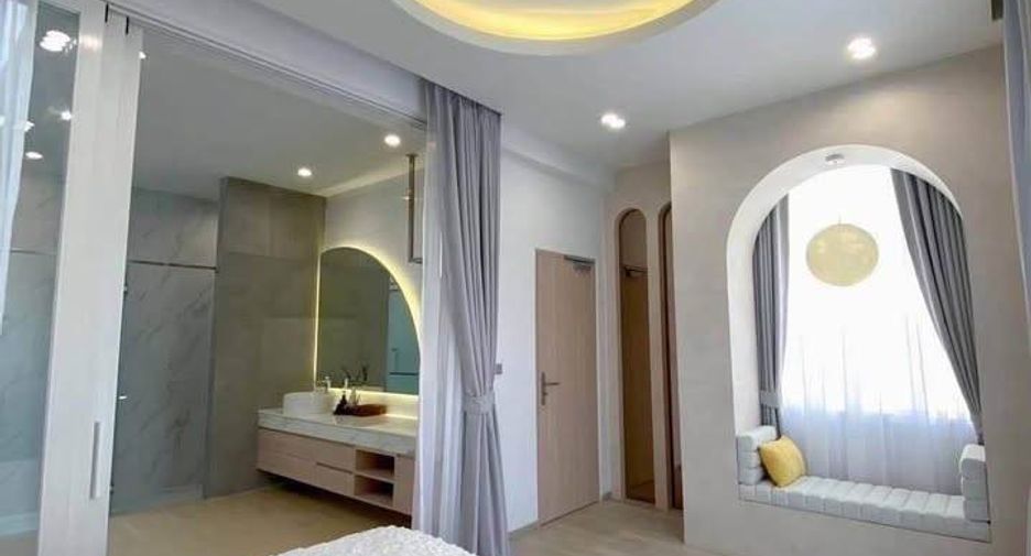 For rent 4 bedrooms house in Mueang Chon Buri, Chonburi