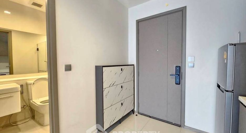 Wohnung zur Miete mit 1 Zimmer in Huai Khwang, Bangkok