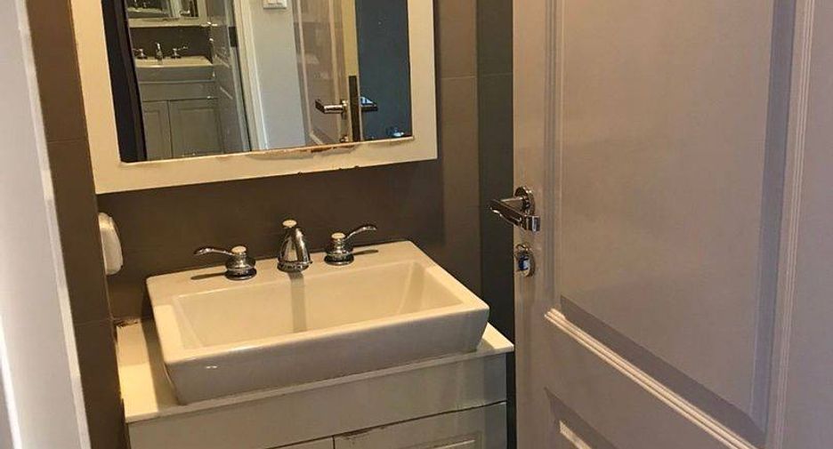 For rent 1 Beds condo in Khlong Toei, Bangkok