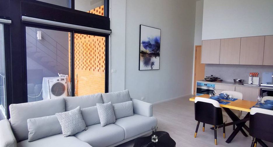For rent 2 bedrooms condo in Sathon, Bangkok