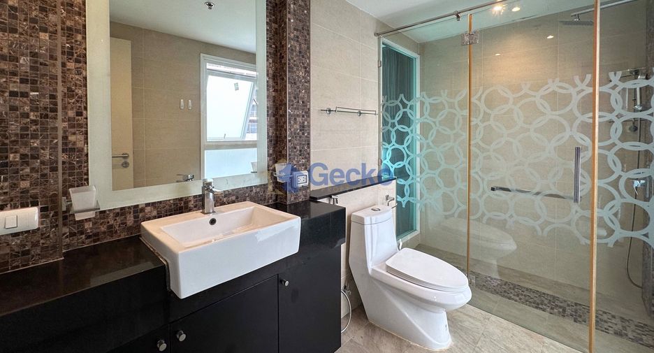 Condo en venta de 2 habitaciones en Bang Lamung, Chonburi