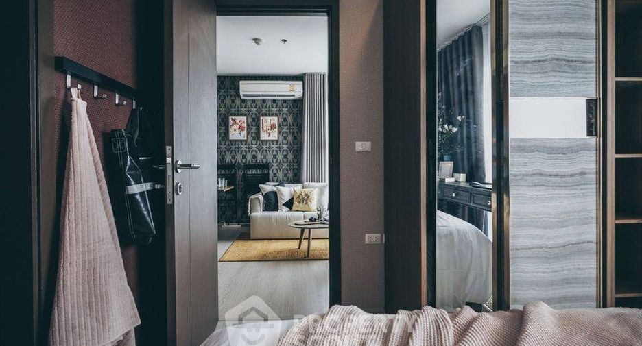 For rent 2 ベッドルーム condo in Huai Khwang, Bangkok