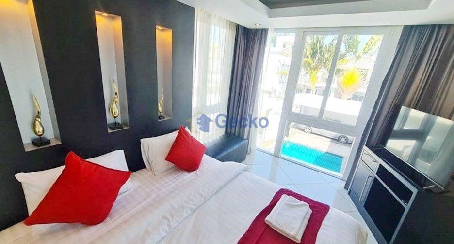 For sale 5 bedrooms house in Jomtien, Pattaya