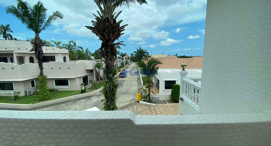 Casa en alquiler y en venta de 6 habitaciones en Bang Lamung, Chonburi