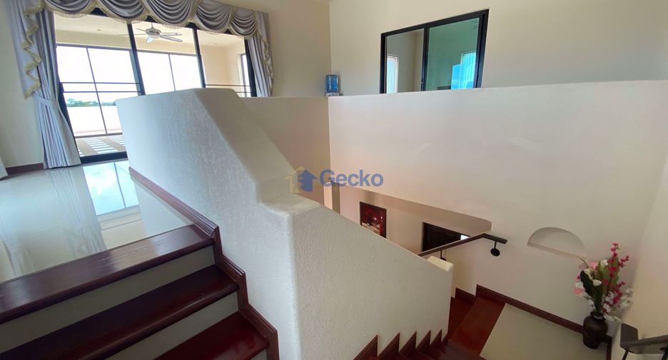Casa en alquiler y en venta de 6 habitaciones en Bang Lamung, Chonburi