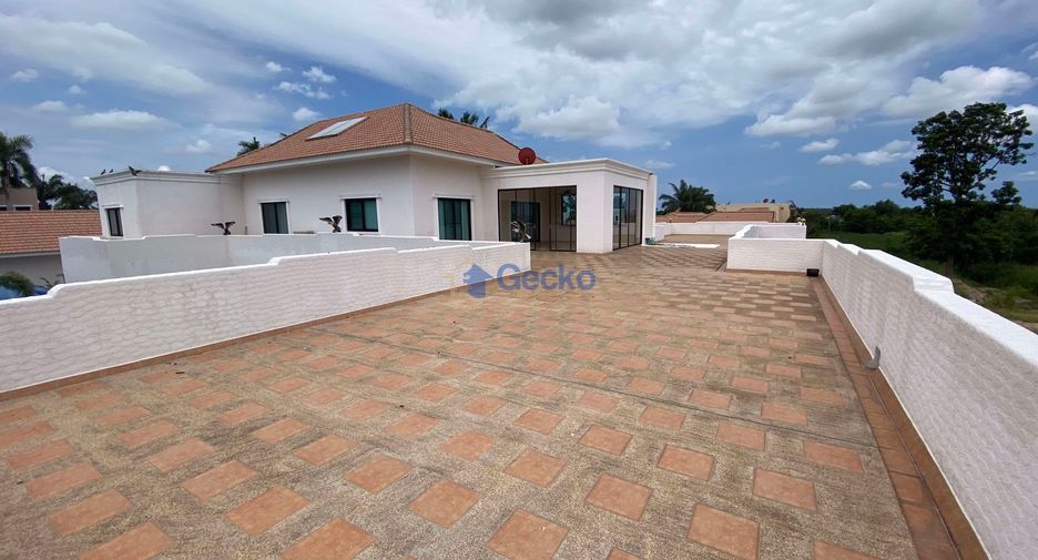 Casa en alquiler y en venta de 6 habitaciones en Bang Lamung, Chonburi